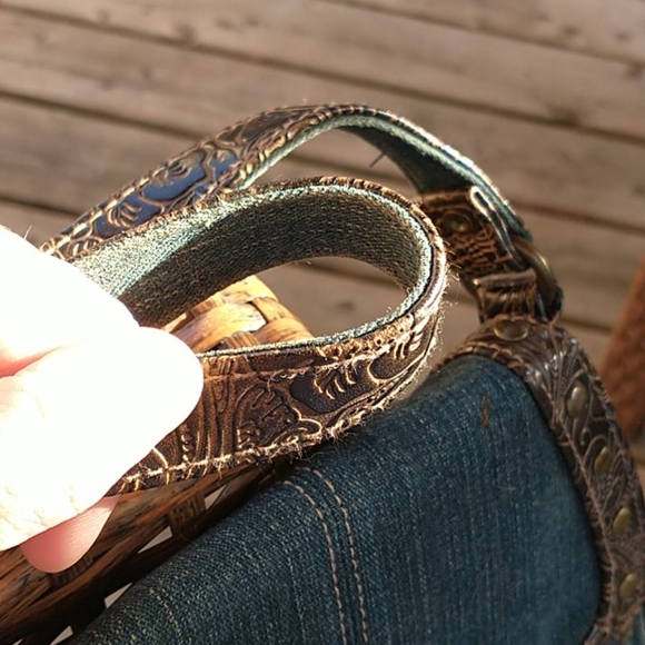 Gorgeous little VINTAGE Denim & Leather Hand Bag - Picture 4 of 9